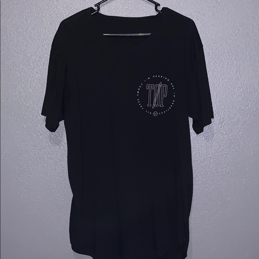 Twenty one pilots shirt